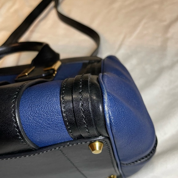 Chloe Small Navy Alice 💙 - Picture 11 of 16